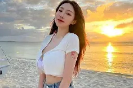 陪玩陪睡仅是皮毛！继不放过50多女星后18岁障碍男孩当爹 太荒谬